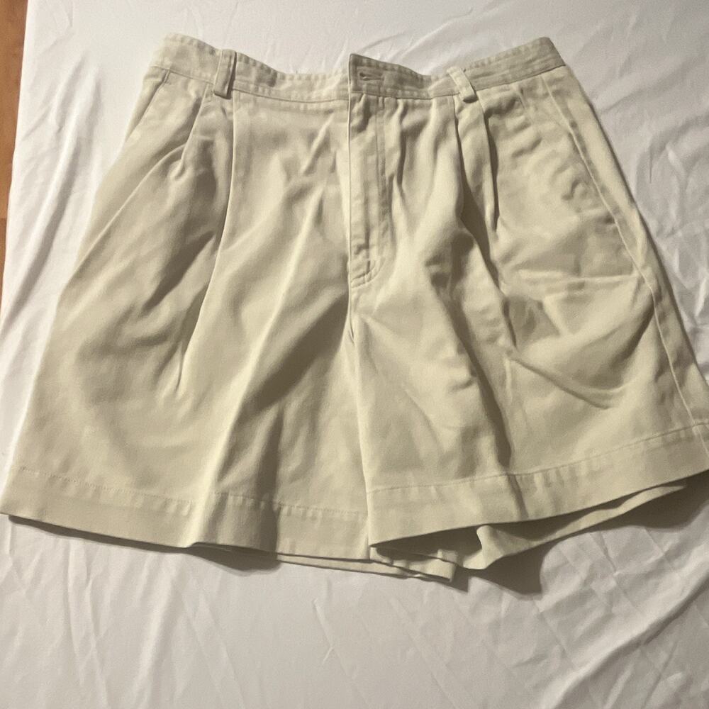 Liz Claiborne Lizsport Petite Women's Beige Cotton Twill Chino Shorts 14 7"